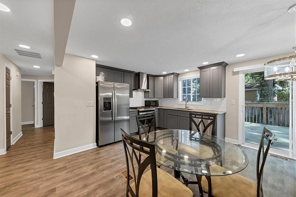 1480 Muirfield Dr Stone Mountain, GA 30088 - Thumbnail 4