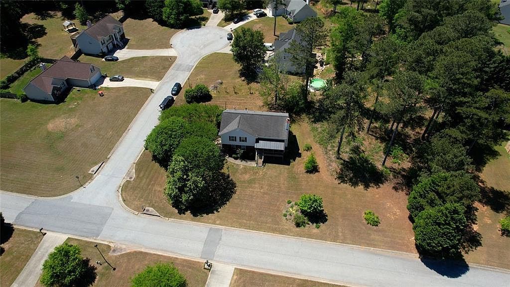 605 Dakota St Bethlehem, GA 30620 - Thumbnail 4