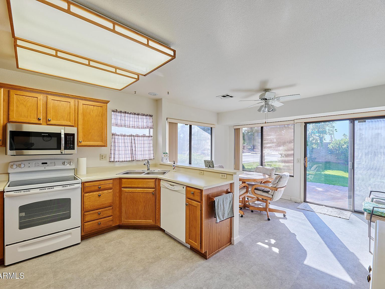 20202 N Medallion Ct Sun City West, AZ 85375 - Thumbnail 4