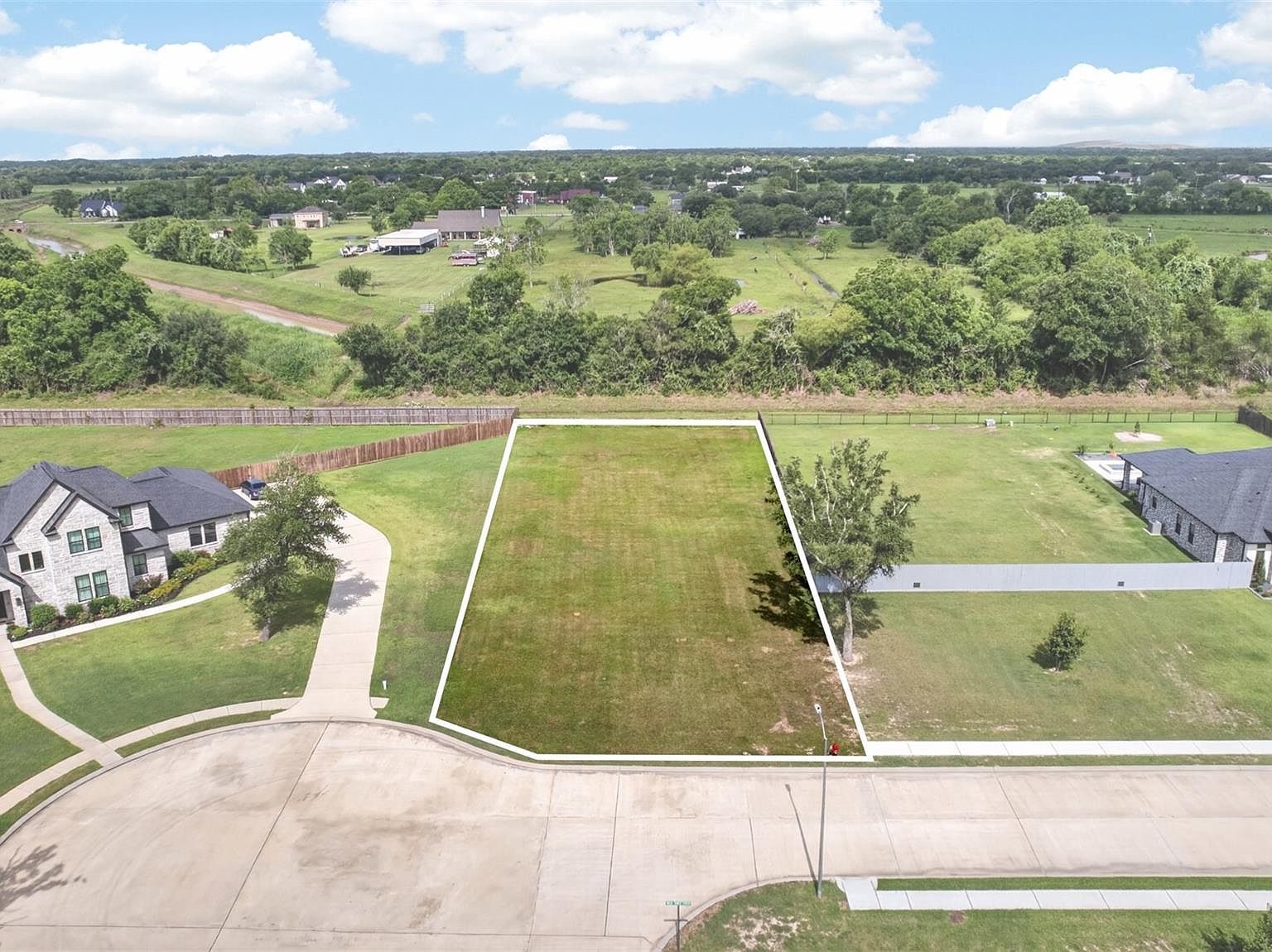 3158 W Tower Cir Santa Fe, TX 77517 - Thumbnail 4