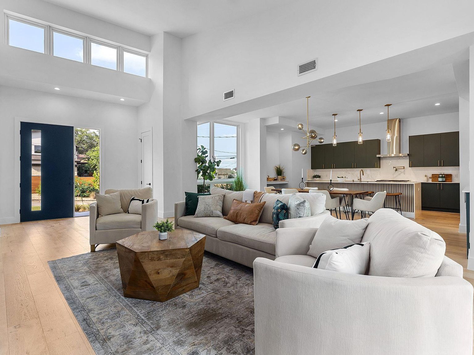 1119 Fairmount Ave Austin, TX 78704 - Thumbnail 4