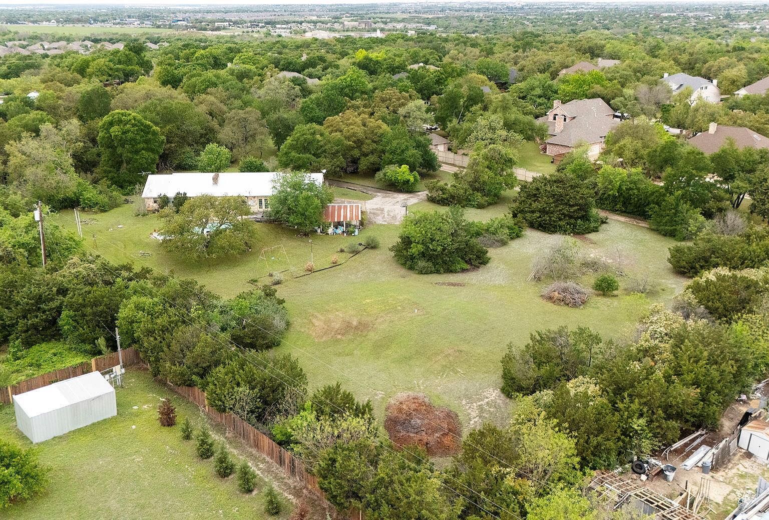 15 Wildflower Trl Round Rock, TX 78664 - Thumbnail 4