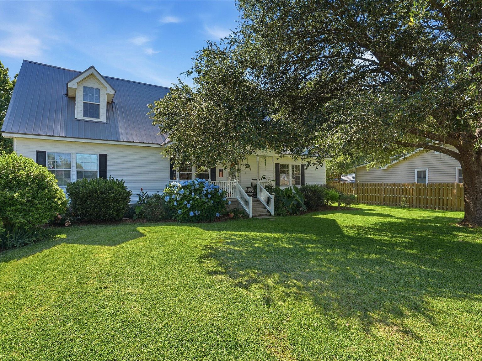 116 Sparrow St Bonneau, SC 29431 - Thumbnail 4