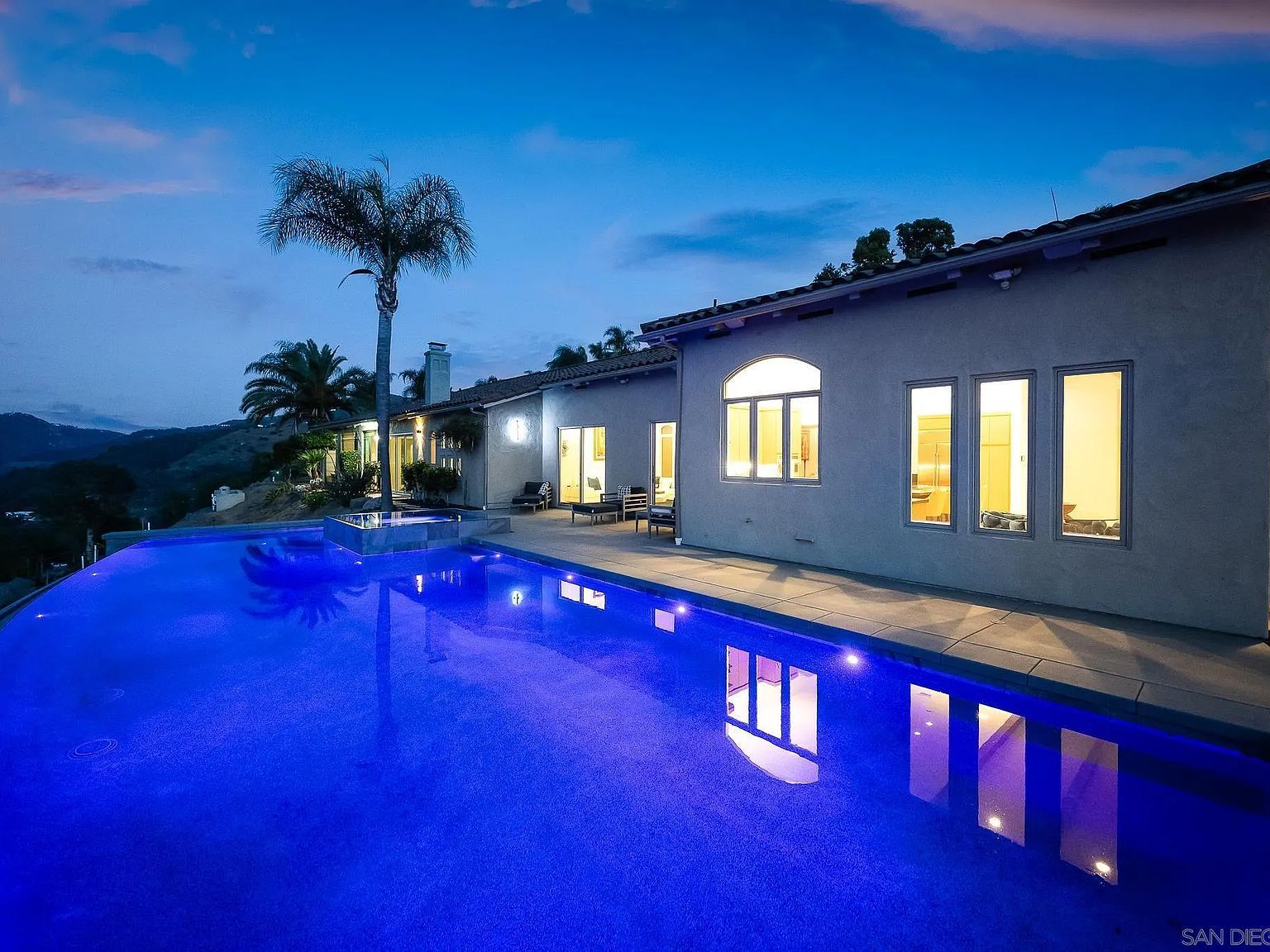 30330 Via Maria Elena Bonsall, CA 92003 - Thumbnail 4