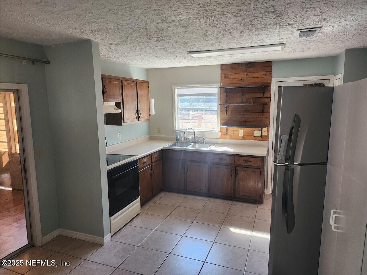 201 Beaver Ln Palatka, FL 32177 - Thumbnail 4