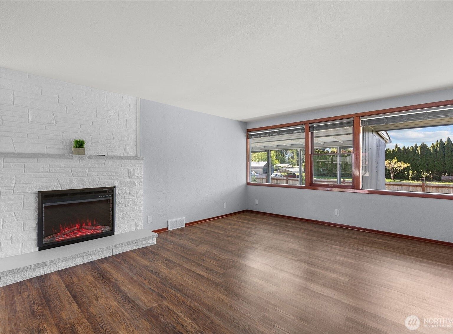 15108 74th St E Sumner, WA 98390 - Thumbnail 4