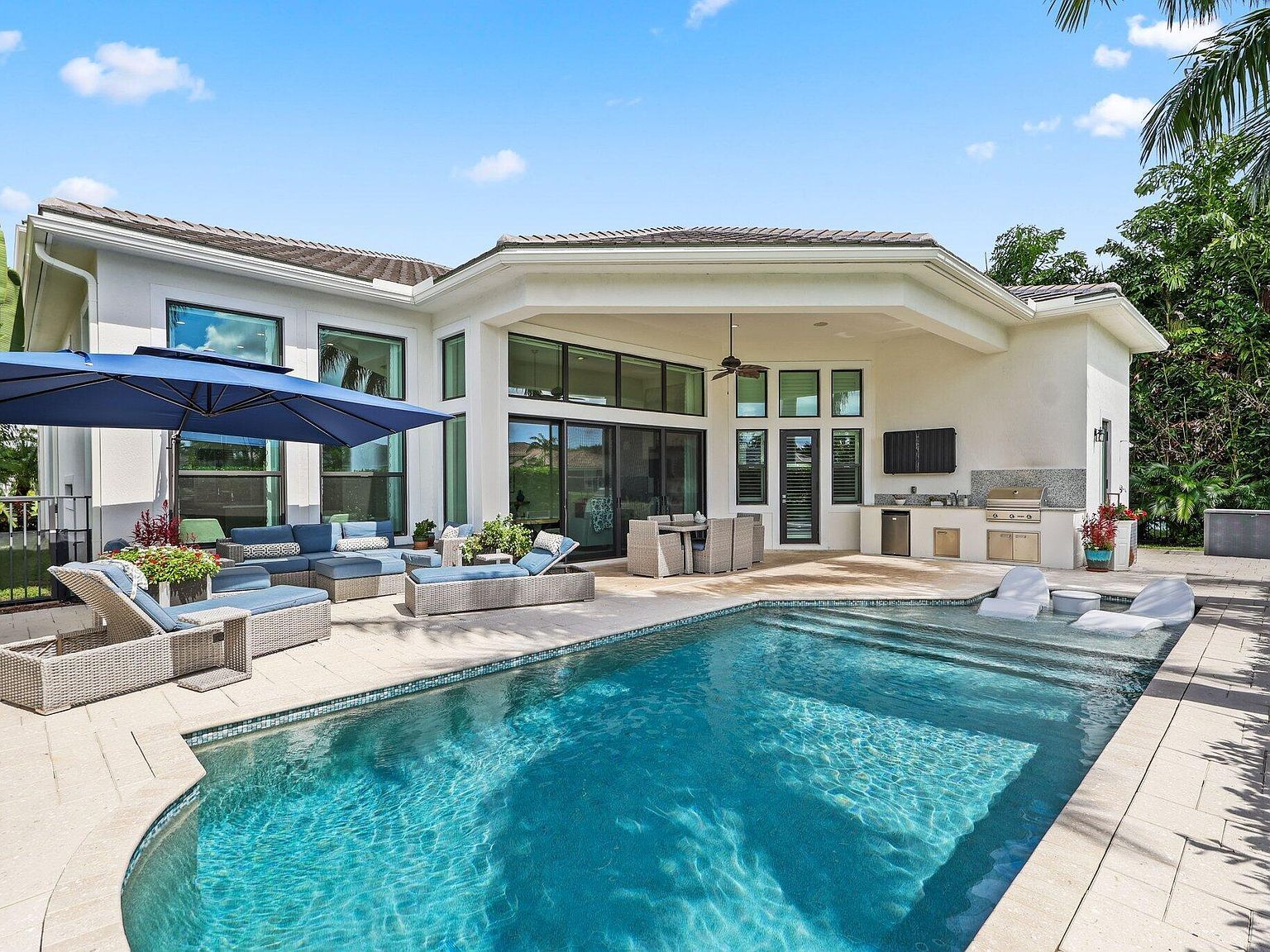 2530 NW 71st St Boca Raton, FL 33496 - Thumbnail 4