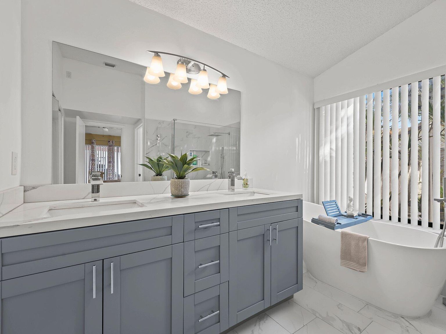 10678 Santa Laguna Dr Boca Raton, FL 33428 - Thumbnail 4