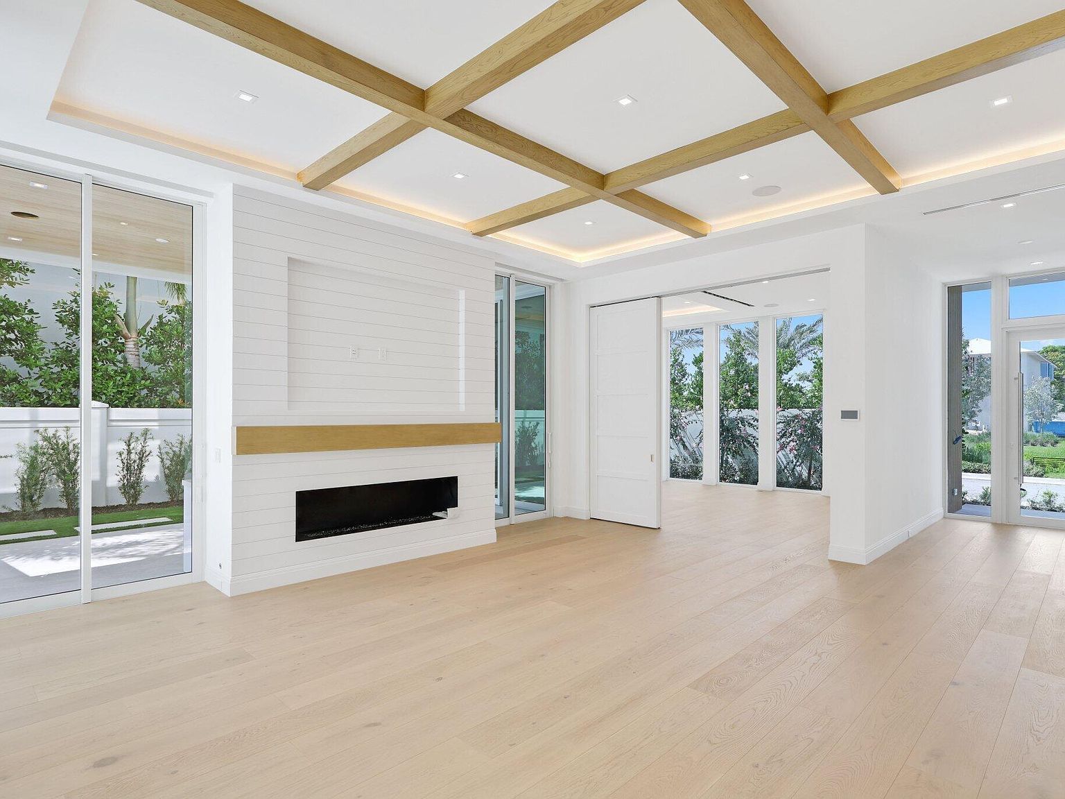 330 Grove Way Delray Beach, FL 33444 - Thumbnail 4