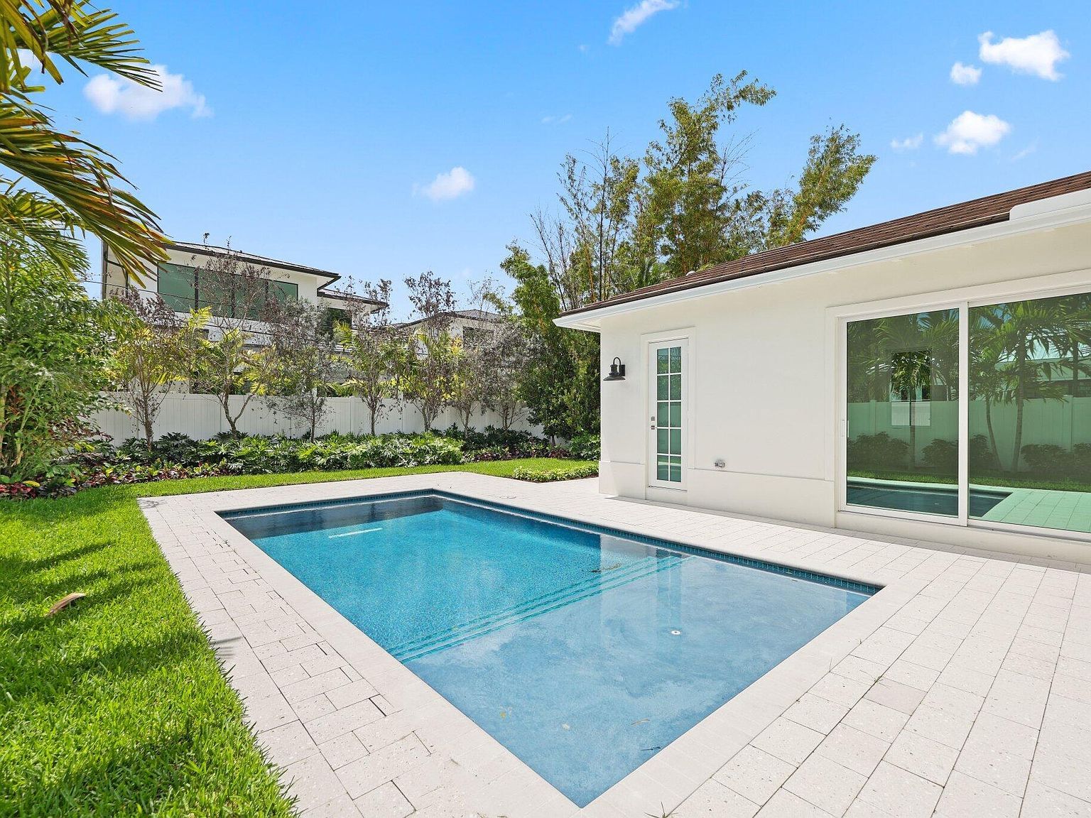 234 NE 12th St Delray Beach, FL 33444 - Thumbnail 4