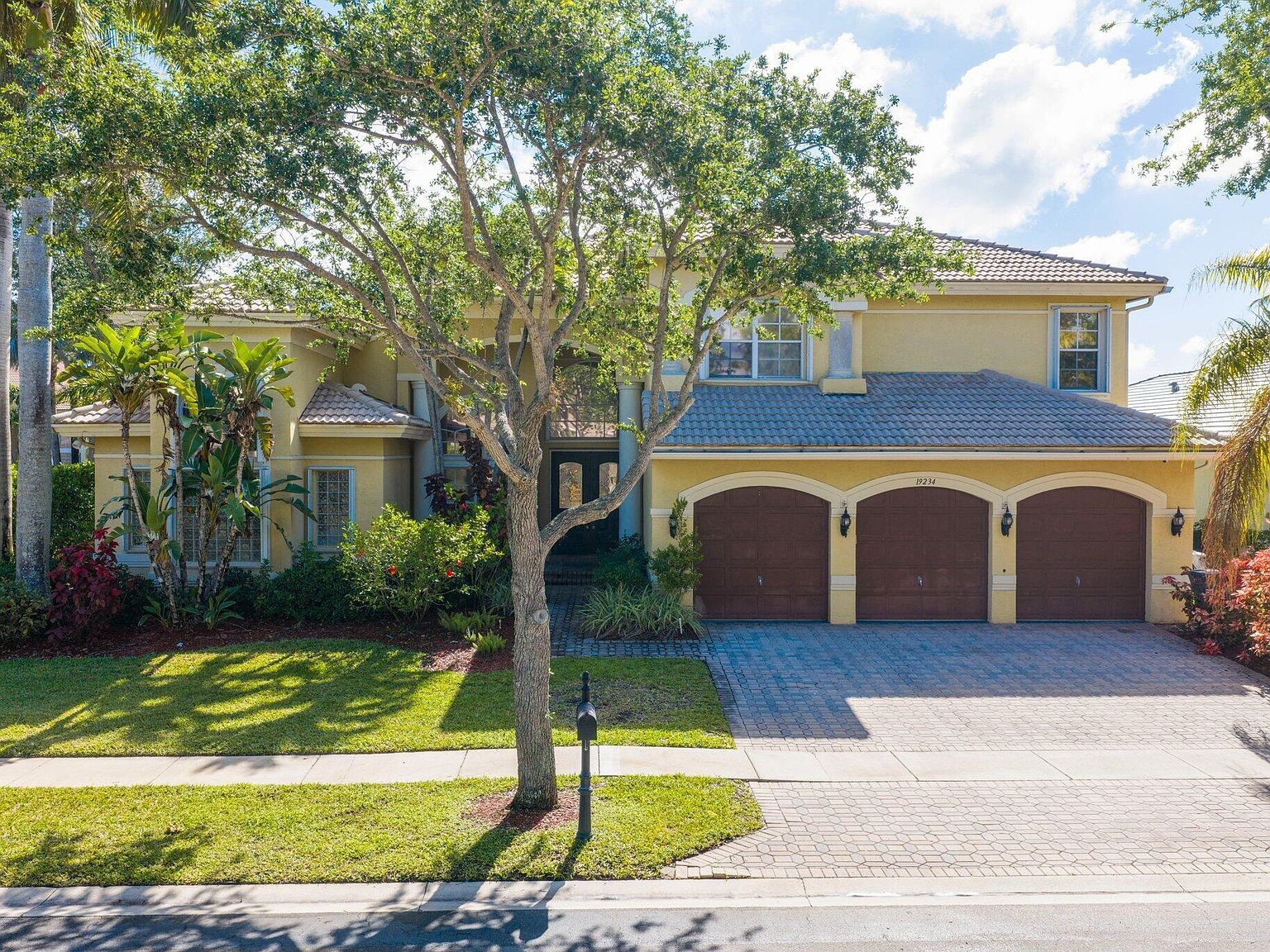 19234 S Creekshore Ct Boca Raton, FL 33498 - Thumbnail 4