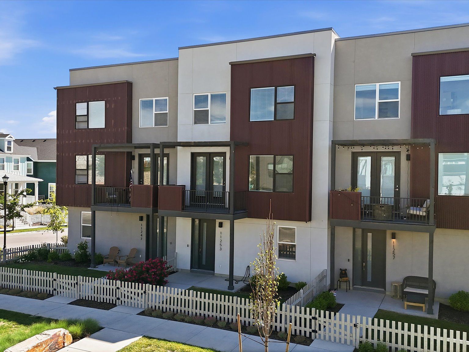 11253 S Holly Springs Dr South Jordan, UT 84009 - Thumbnail 4
