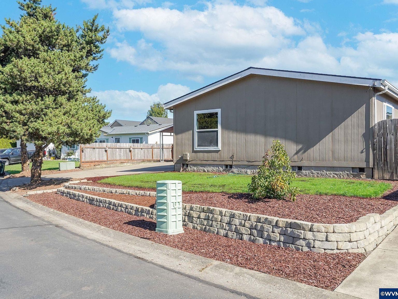 917 Luke St Independence, OR 97351 - Thumbnail 4