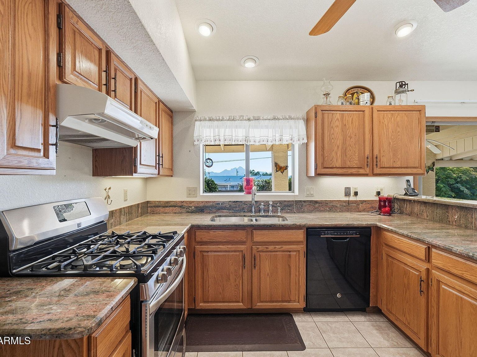 2639 E Joan D Arc Ave Phoenix, AZ 85032 - Thumbnail 4