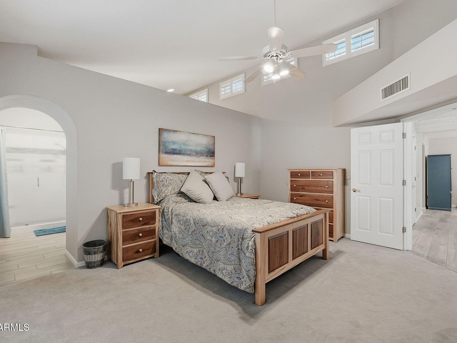 1020 E Desert Cove Ave Phoenix, AZ 85020 - Thumbnail 4