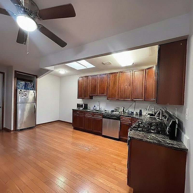 543 E New York Ave Floor 2 Brooklyn, NY 11225 - Thumbnail 4