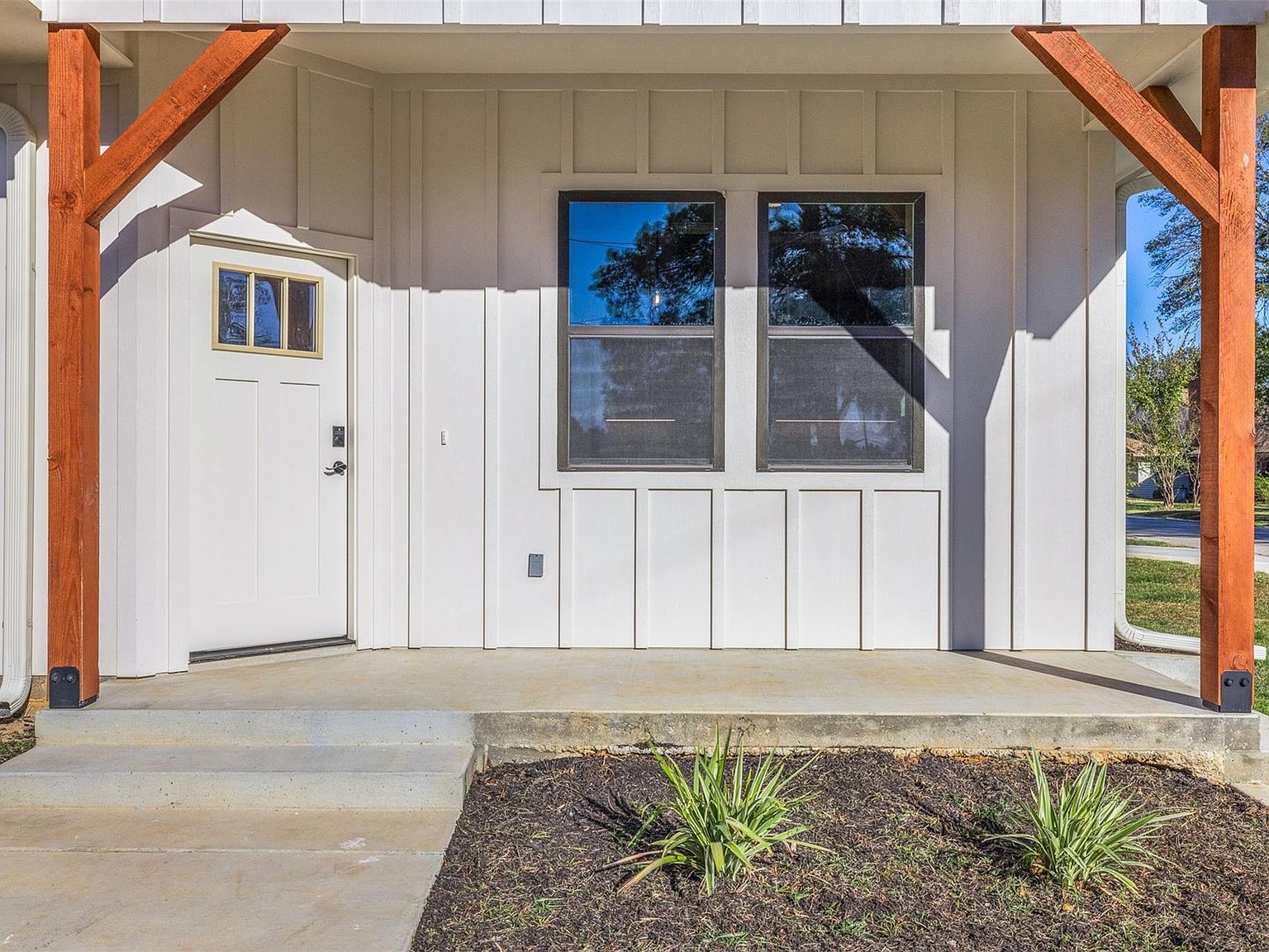 614 E Englewood St Franklin, TX 77856 - Thumbnail 4