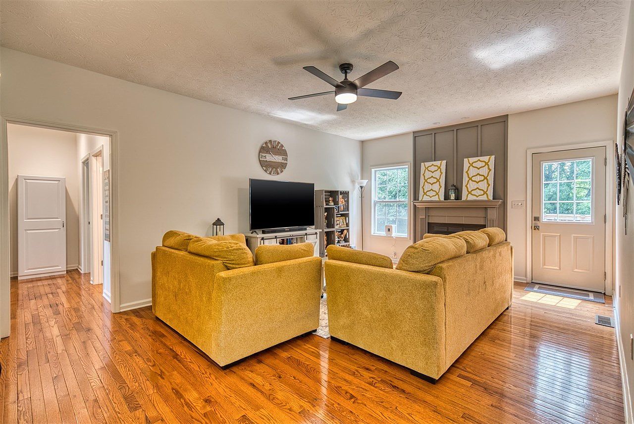 570 Clark Cir Bowling Green, KY 42103 - Thumbnail 4