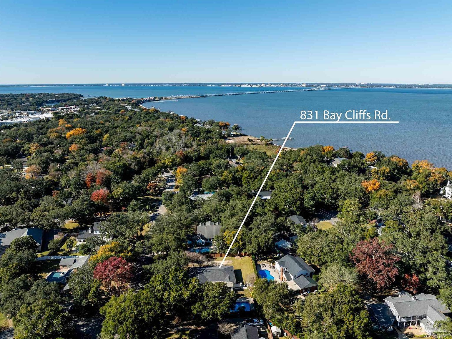 831 Bay Cliffs Rd Gulf Breeze, FL 32561 - Thumbnail 4