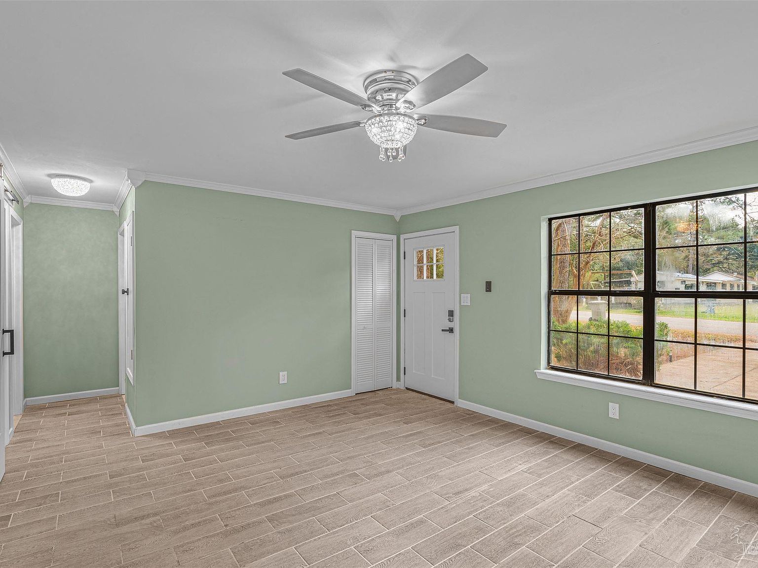 200 S Crow Rd Pensacola, FL 32506 - Thumbnail 4