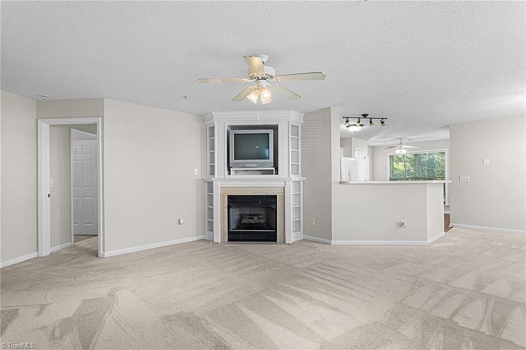2219 Delaney Dr #214 Burlington, NC 27215 - Thumbnail 4