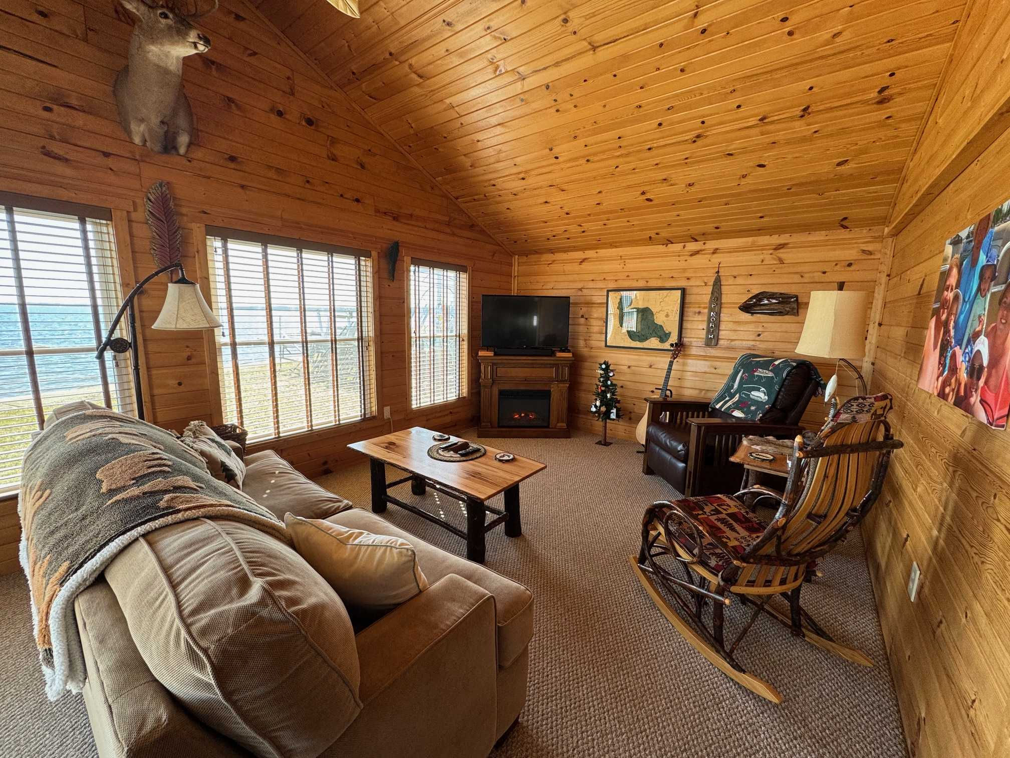 6366 West Houghton Lake Drive, Unit 4, MI, 48629 - Thumbnail 4