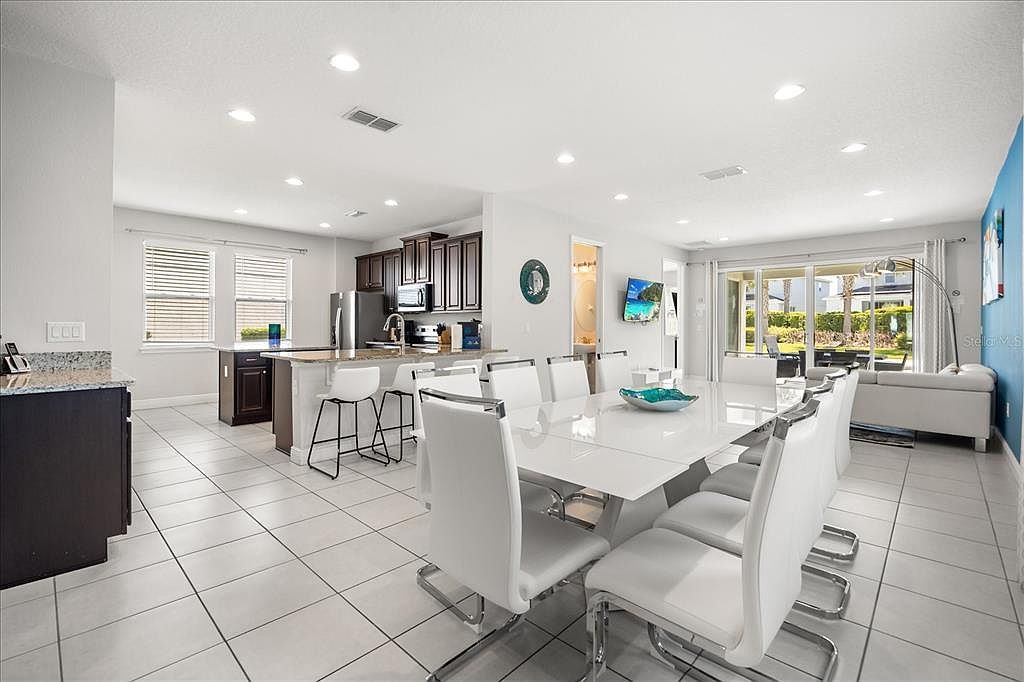 7712 Graben St Kissimmee, FL 34747 - Thumbnail 4