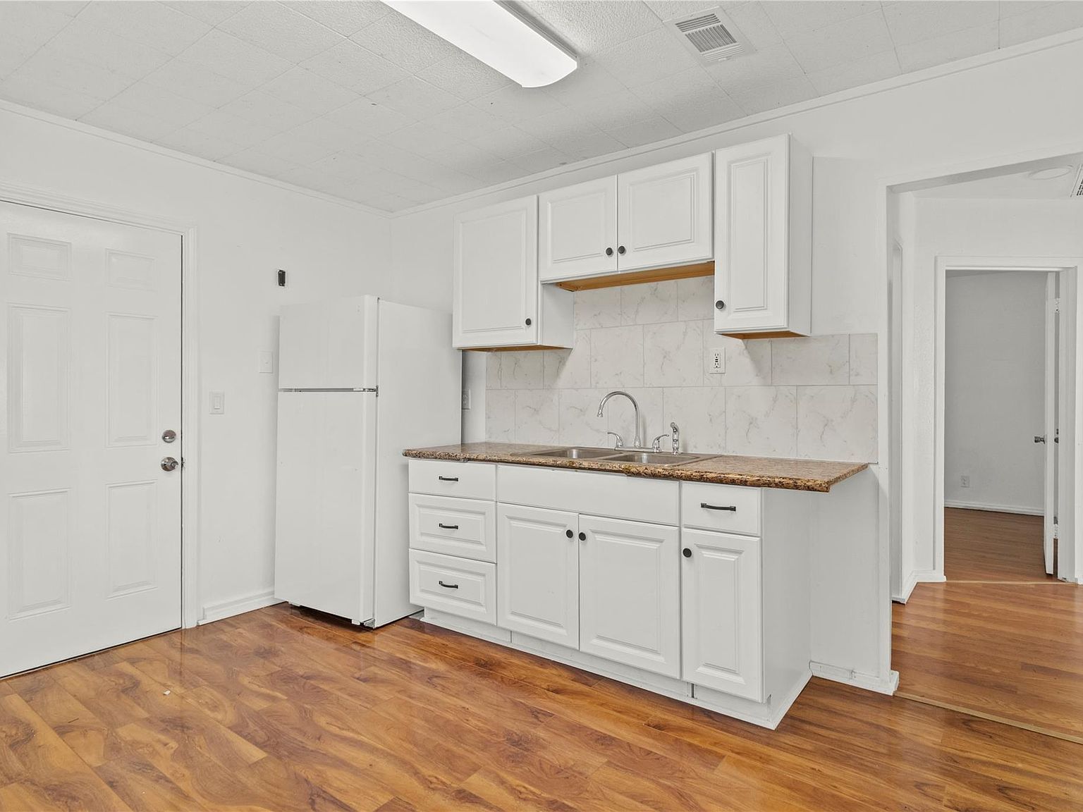 605 Pearl St Baytown, TX 77520 - Thumbnail 4