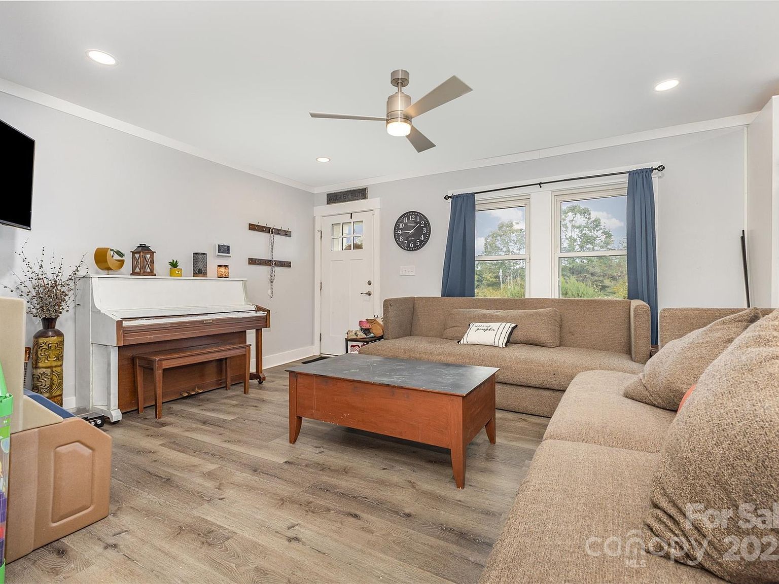 2752 Peachtree Rd Statesville, NC 28625 - Thumbnail 4