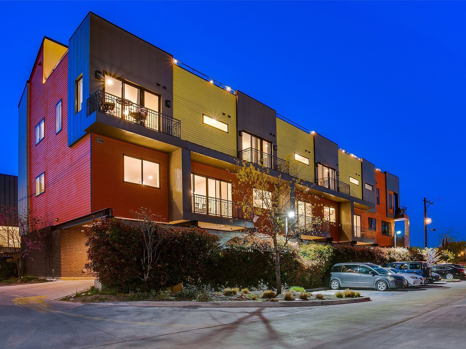 410 Melba St APT 2 Dallas, TX 75208 - Thumbnail 4