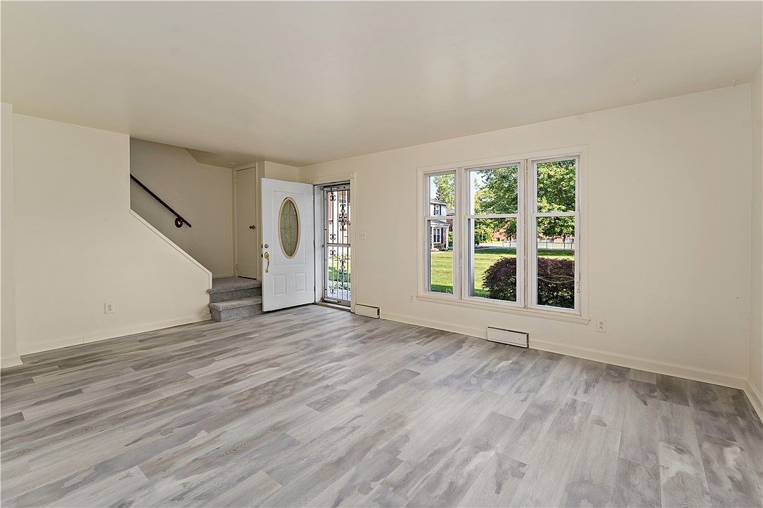 2603 19th St APT E Beaver Falls, PA 15010 - Thumbnail 4