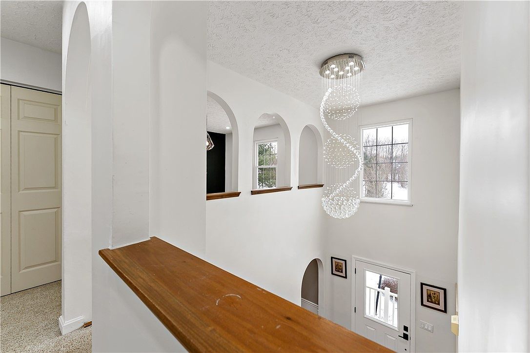 3360 Lenox Dr Pittsburgh, PA 15238 - Thumbnail 4