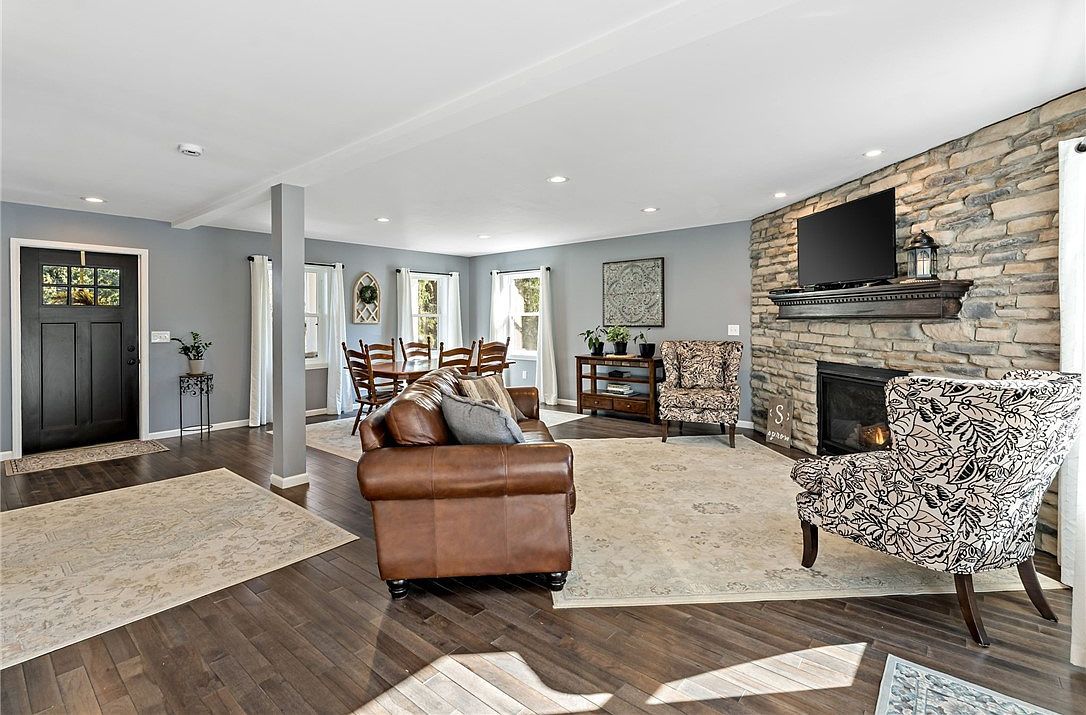 4689 Greenwood Dr Allison Park, PA 15101 - Thumbnail 4