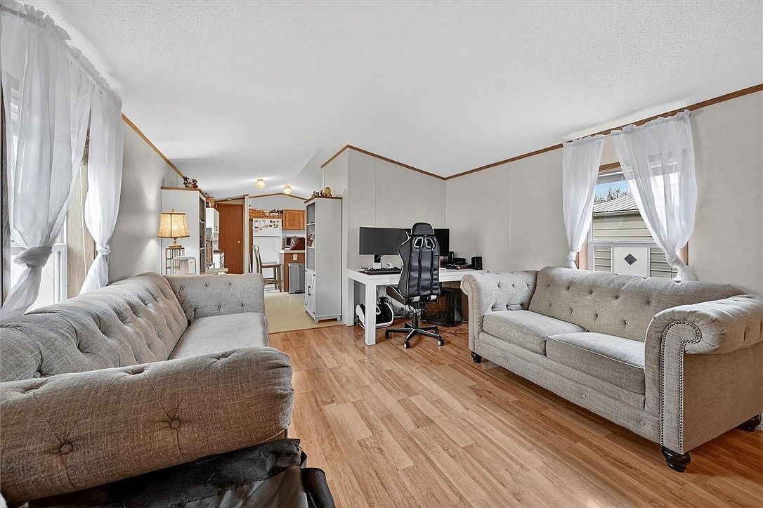 640 Deana Way Rochester, PA 15074 - Thumbnail 4