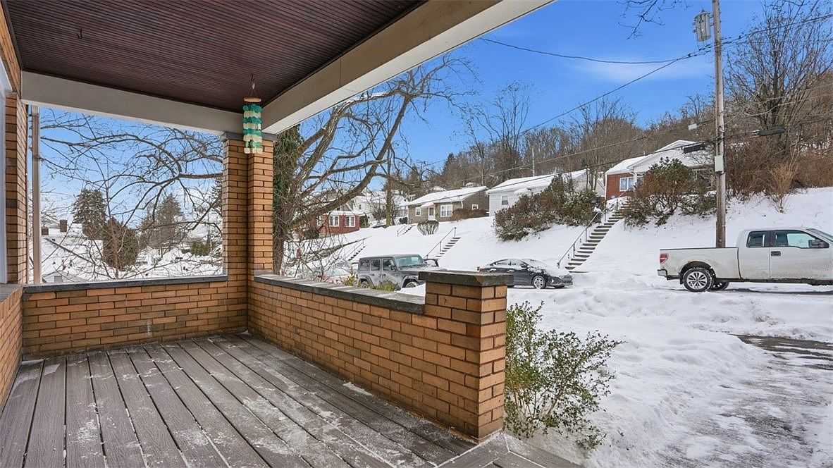 523 7th Ave Coraopolis, PA 15108 - Thumbnail 4