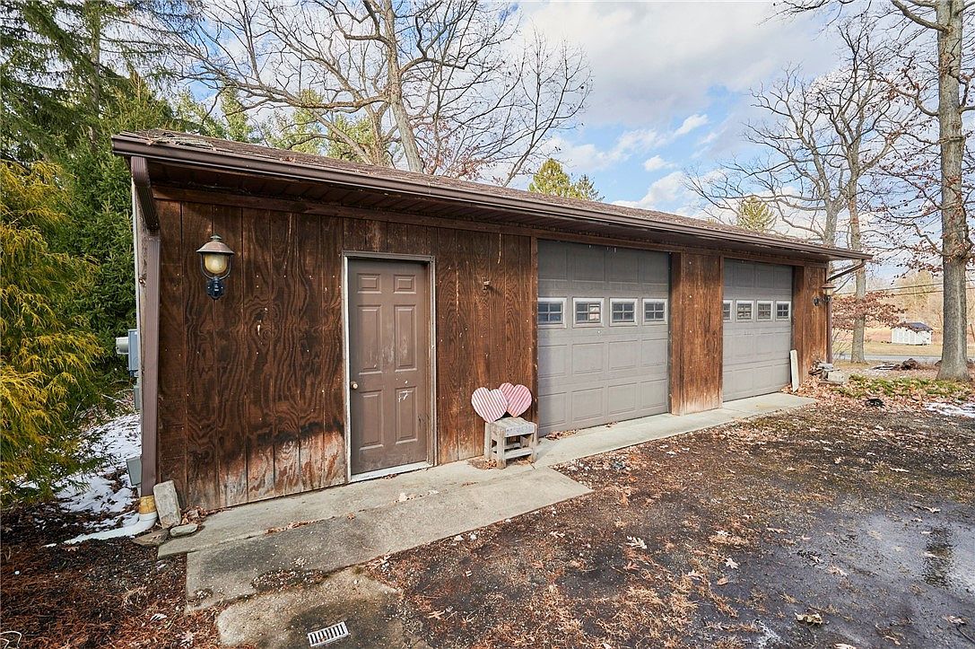 331 Winfield Rd Cabot, PA 16023 - Thumbnail 4