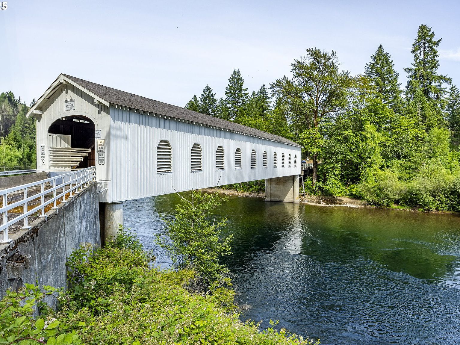 45871 Goodpasture Rd Vida, OR 97488 - Thumbnail 4