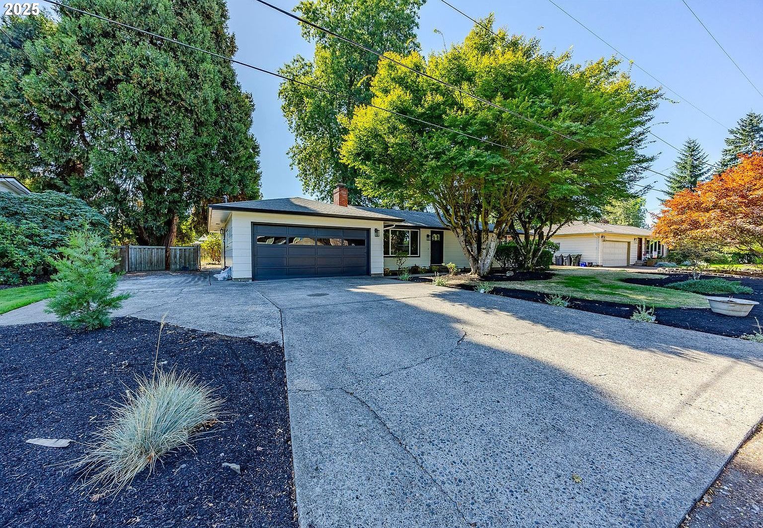 2795 Kalmia St Eugene, OR 97404 - Thumbnail 4