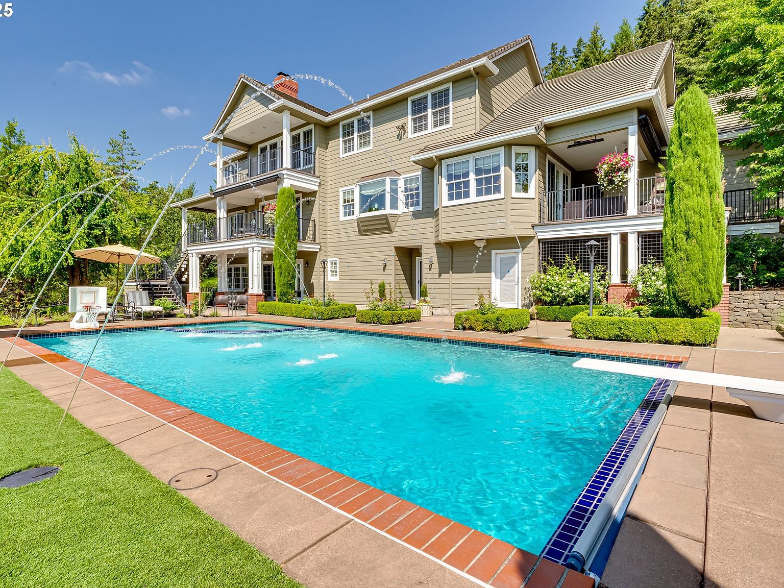 2030 W 34th Ave Eugene, OR 97405 - Thumbnail 4