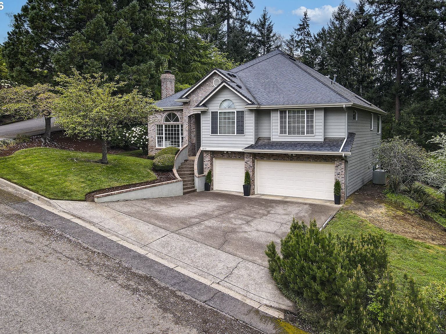 3071 Soloman Loop Eugene, OR 97405 - Thumbnail 4