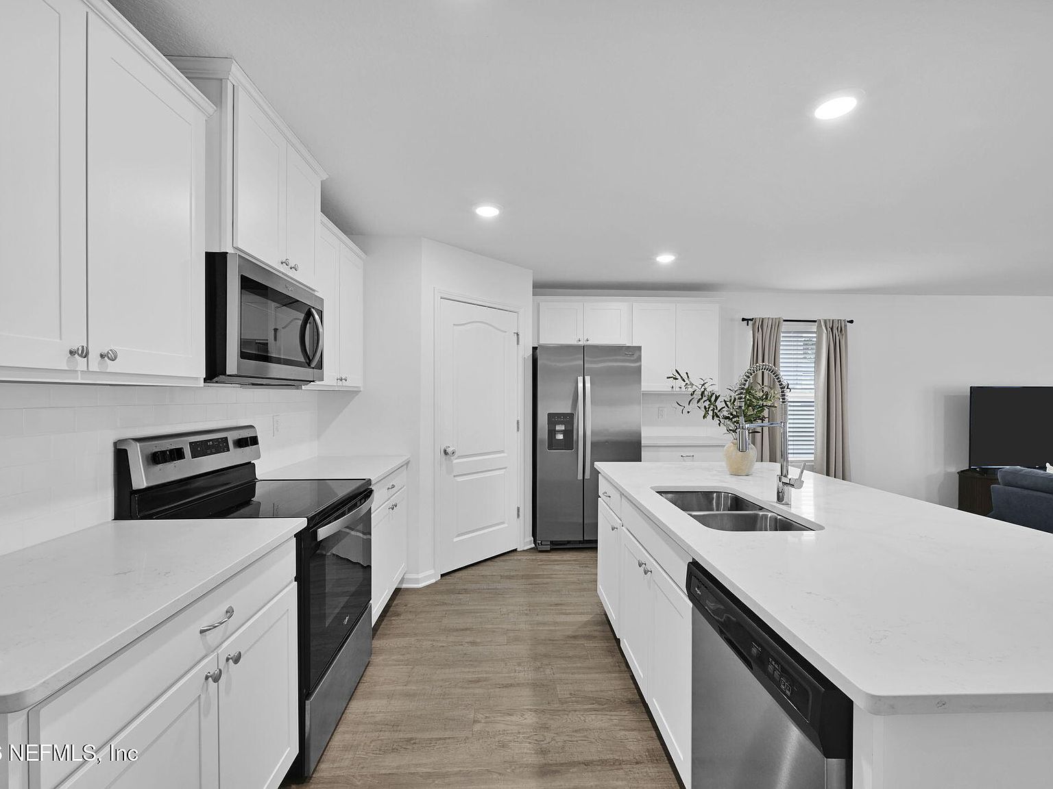 2931 Duck Hollow Ln Green Cove Springs, FL 32043 - Thumbnail 4