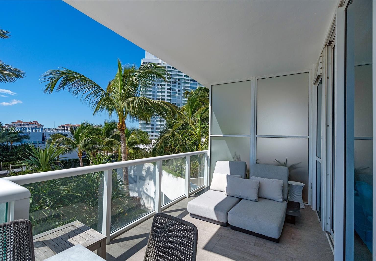 50 S Pointe Dr APT 606 Miami Beach, FL 33139 - Thumbnail 4