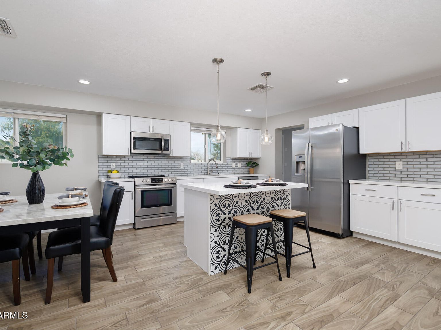 1458 S Key Cir Mesa, AZ 85210 - Thumbnail 4