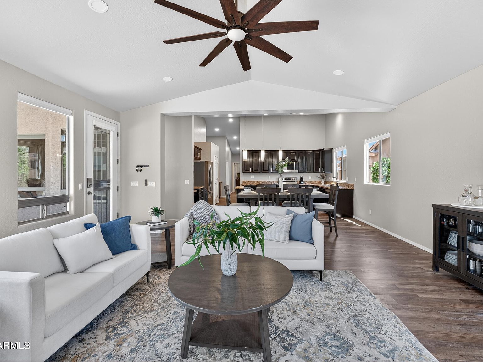 625 W Merrill Ave Gilbert, AZ 85233 - Thumbnail 4