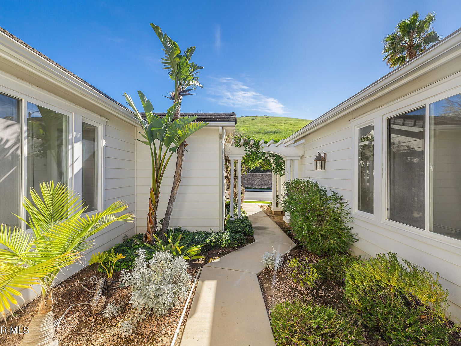 5817 Evening Sky Dr Simi Valley, CA 93063 - Thumbnail 4