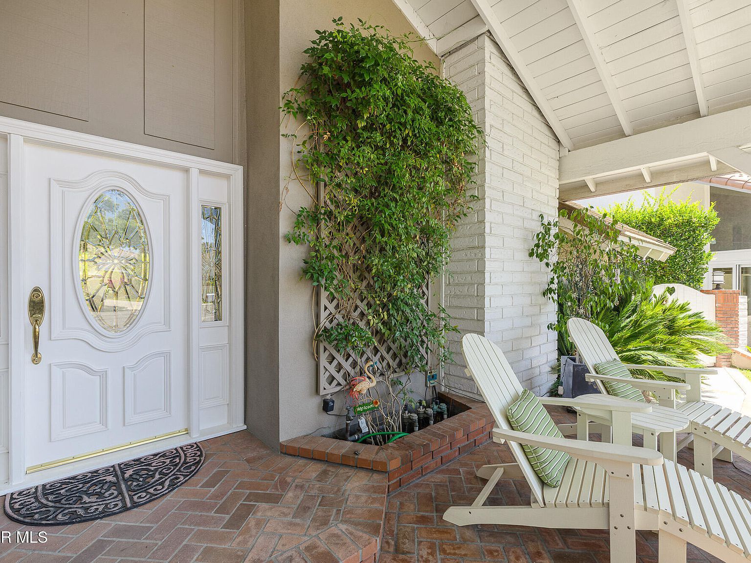 1040 S Finrod Ct Westlake Village, CA 91361 - Thumbnail 4