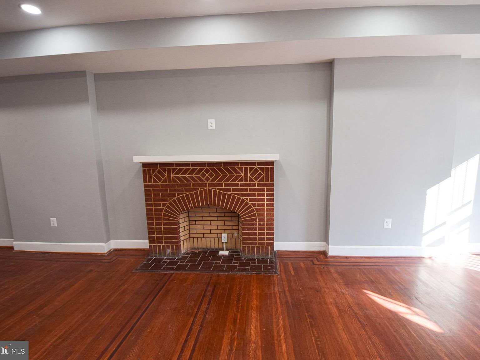 2542 W Pratt St Baltimore, MD 21223 - Thumbnail 4