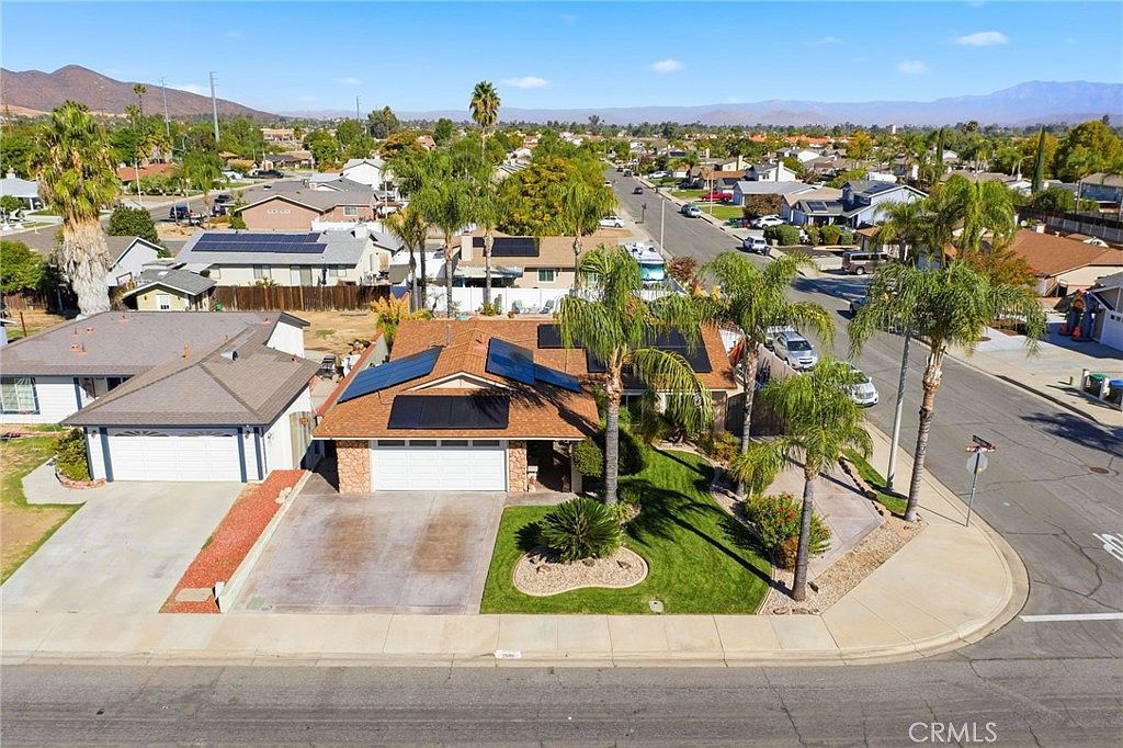 26110 Lazy Creek Rd Sun City, CA 92586 - Thumbnail 4