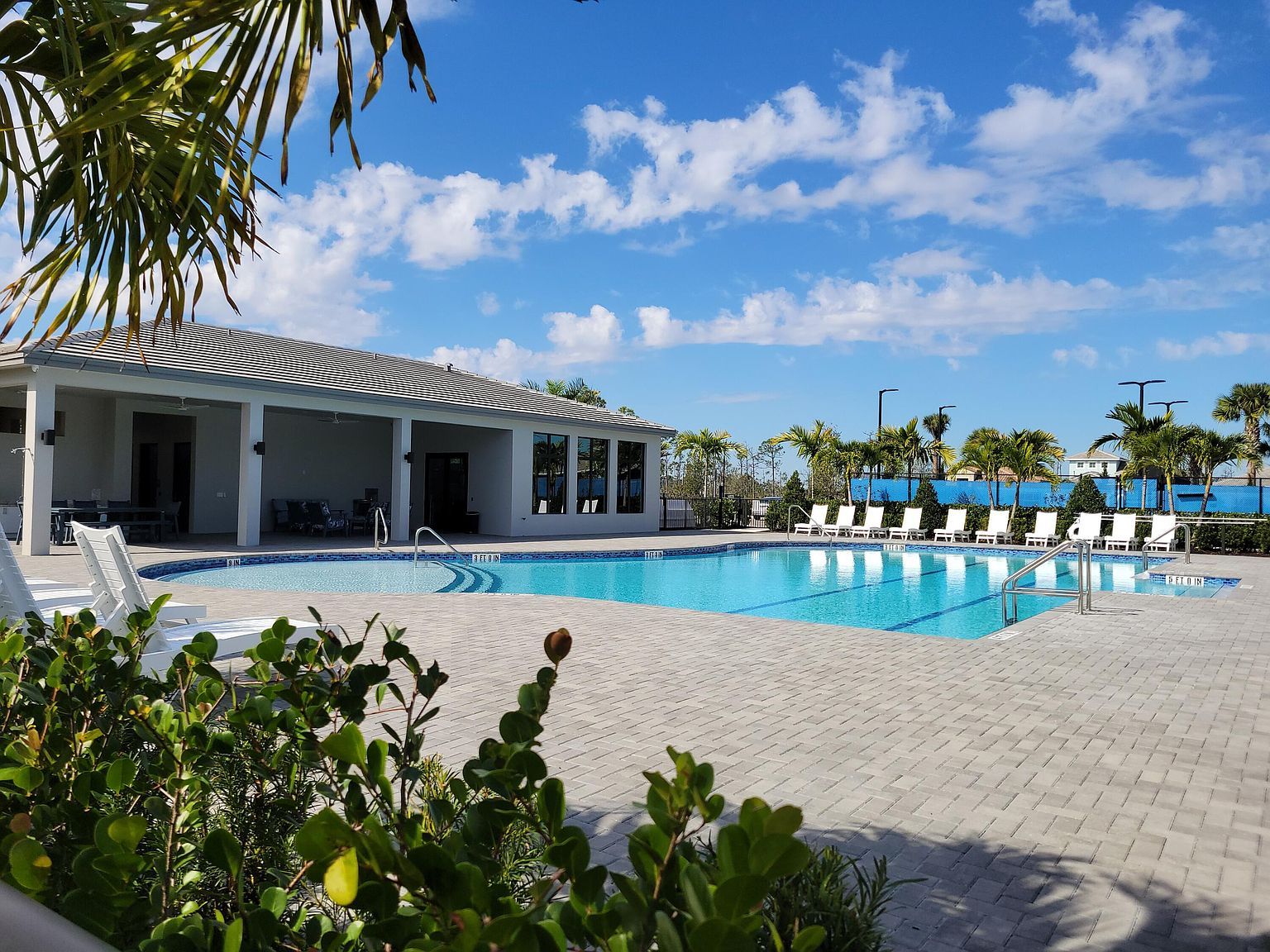 2133 SE Mosaic Blvd Pt Saint Lucie, FL 34984 - Thumbnail 4