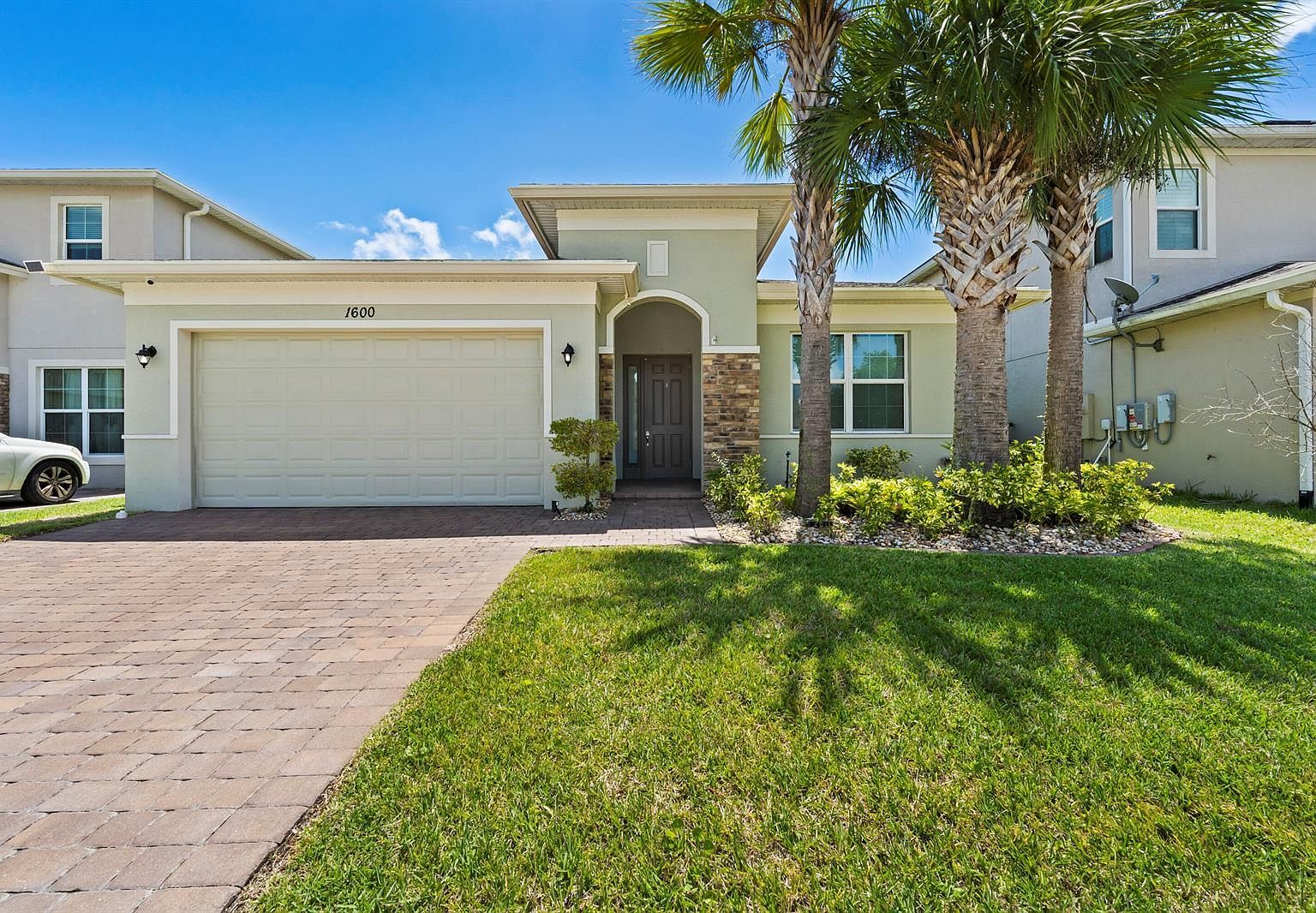 1600 NW Vivanco St Pt Saint Lucie, FL 34986 - Thumbnail 4